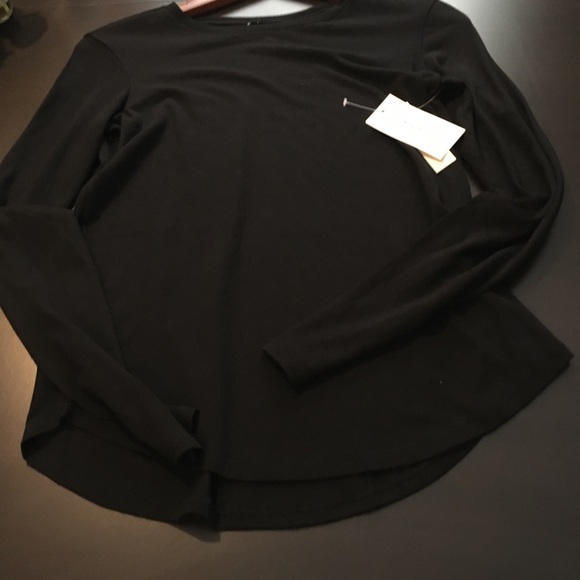 NWT Vince Solid Long Sleeve Black Tee in size XS - Picture 4 of 8